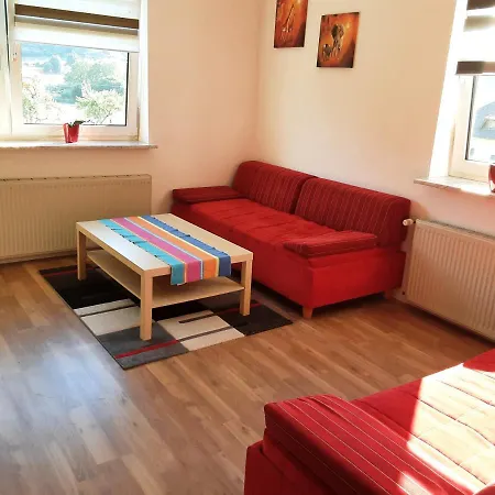 - Apartment Treffen
